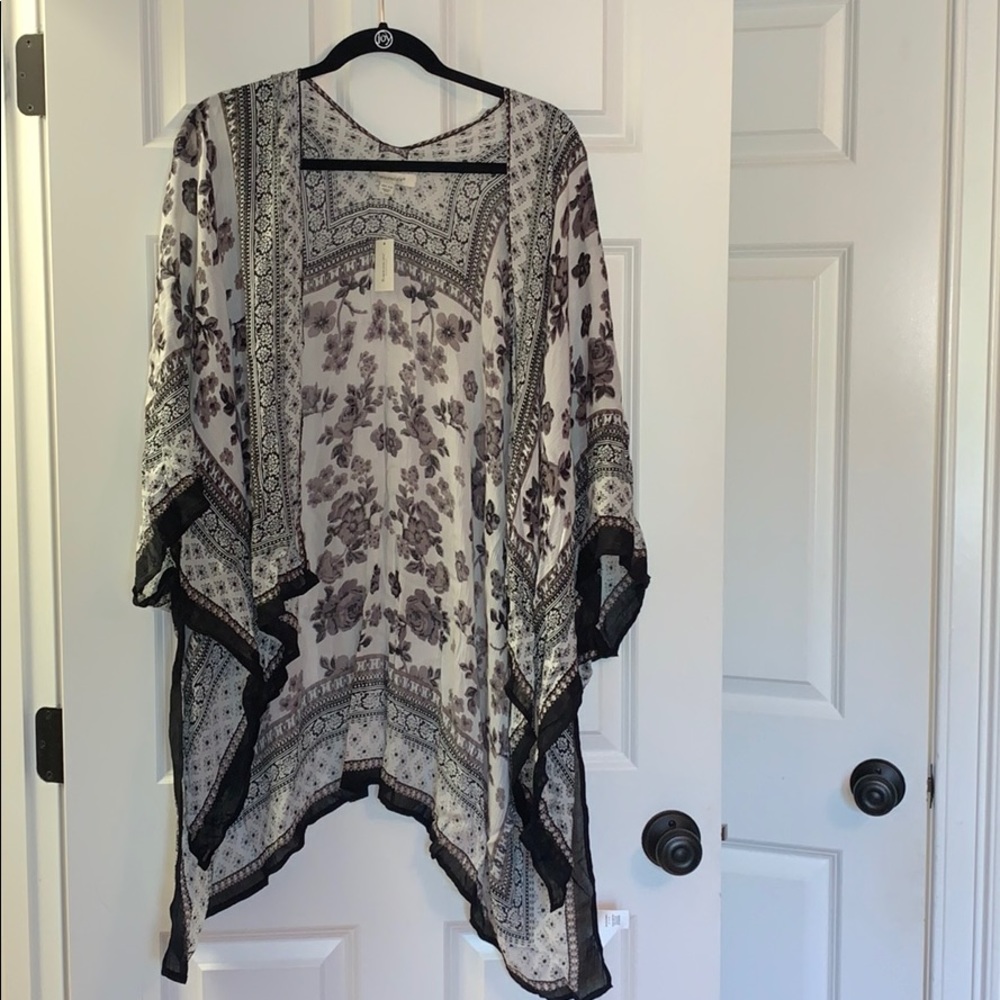 Francesca floral shall